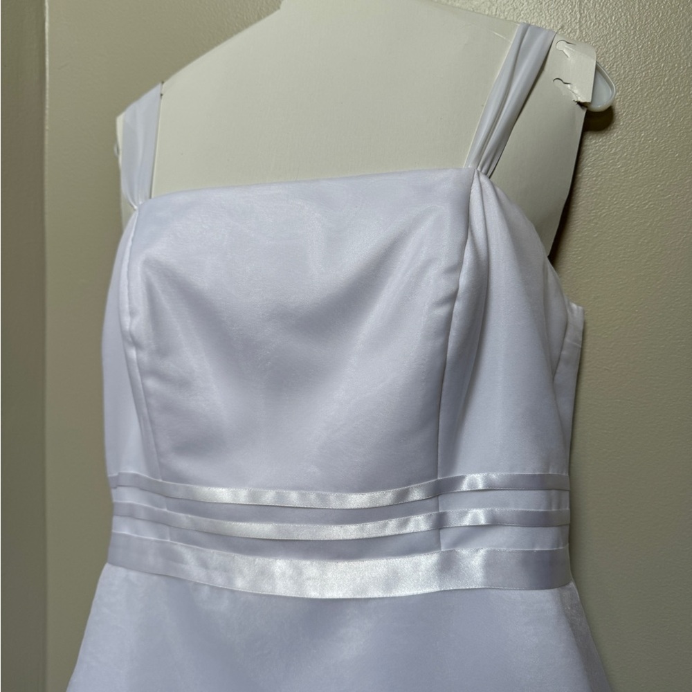 Davids Bridal | EUC Strapless Wedding Dress | 16 - Picture 4 of 11